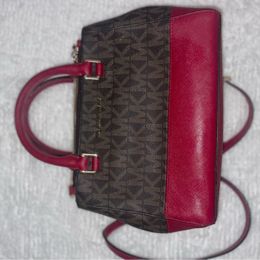 Michael Kors Purse - Picture 3 of 4